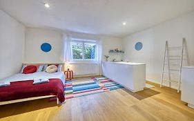 Centrally Located Apartment With Parking Space